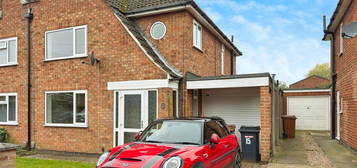 3 bed semi-detached house for sale