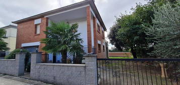 Casa o chalet en venta en Montmajor