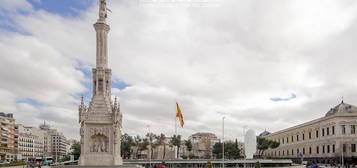 Piso en venta en De Génova, Almagro