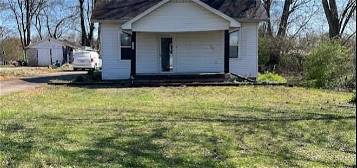 1252 Oliver St, Bowling Green, KY 42104