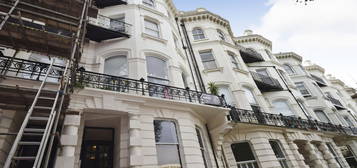 Studio to rent in Flat 10, 11 Denmark Terrace, Brighton, East Sussex BN1