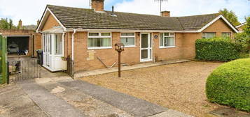 2 bedroom semi-detached bungalow for sale