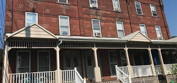 529 Linden St Apt 1, Bethlehem, PA 18018