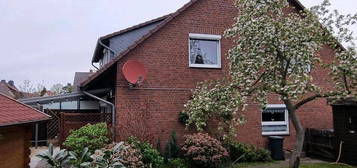 Einfamilienhaus (DHH) mit Carport in Gifhorn Stadt