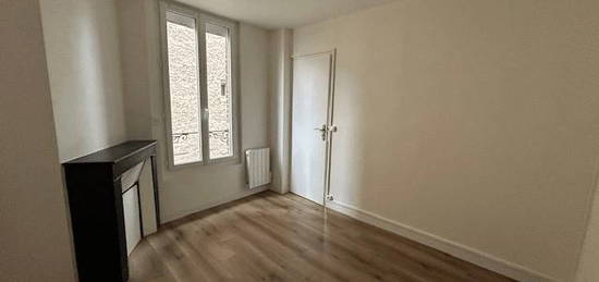 Appartement  à louer, 2 pièces, 1 chambre, 28 m²