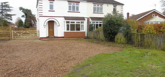 3 bedroom semi-detached house