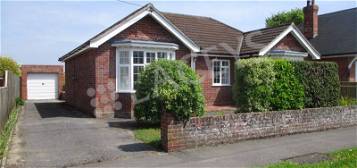 Detached bungalow to rent in Wraxhill Road, Yeovil BA20