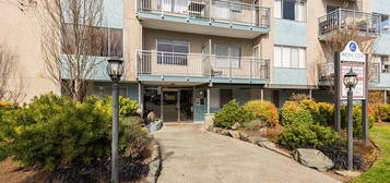 950 Rockland Ave #209, Victoria, BC V8V 3H4