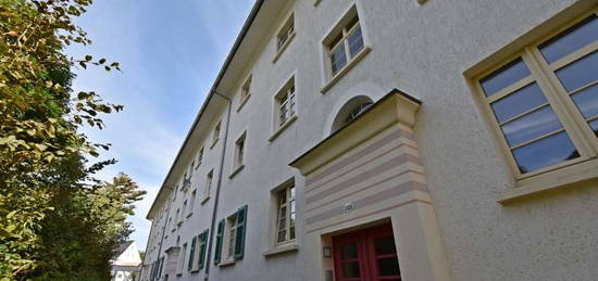 Schicke Maisonette-Famlilienwohnung mit Dachterrasse und PKW-Stellplatz