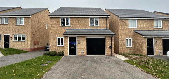 4 bedroom detached house