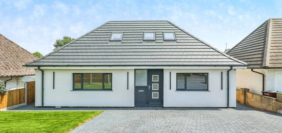 4 bed detached house for sale