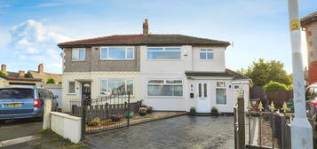 3 bed semi-detached house for sale