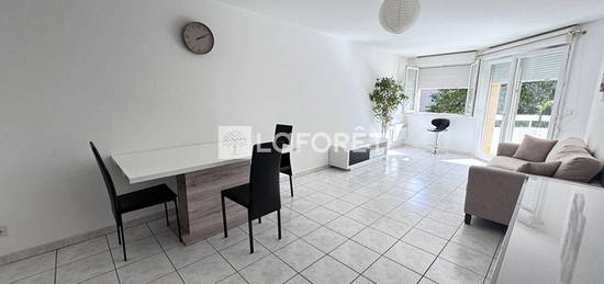 Appartement Saint Esteve 51.7 m2 avec terrasse et stationnerment.