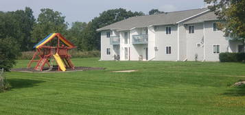 Glen Crest Apartments, Capac, MI 48014