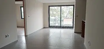 SE RENTA DEPARTAMENTO 80 M2 EN AGUILAS PARTE BAJA 