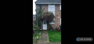 2 bedroom end of terrace house