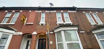 4 bedroom terraced house