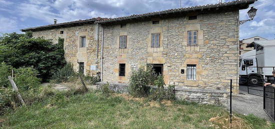 Casa en San Millán/Donemiliaga