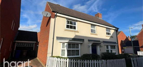 4 bedroom detached house