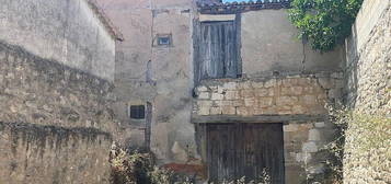 Casa en Alfoz de Quintanadueñas