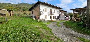 CASA INDIPENDENTE A NIZZA MONFERRATO