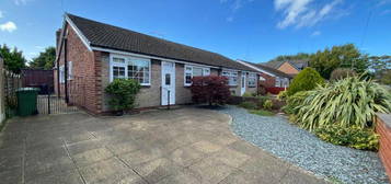 2 bedroom semi-detached bungalow for sale