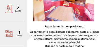 Appartamento con 2 camere,doppi servizi e cantina