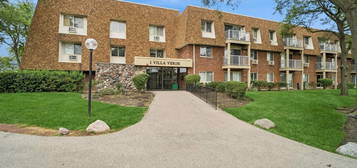 1 Villa Verde Dr Apt 208, Buffalo Grove, IL 60089