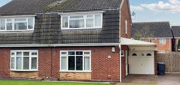 3 bedroom semi-detached house for sale