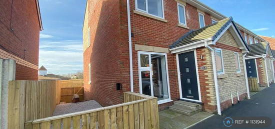 3 bedroom terraced house