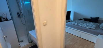 1 Zimmer Wohnung 01.01.25 Knooper Weg Kiel