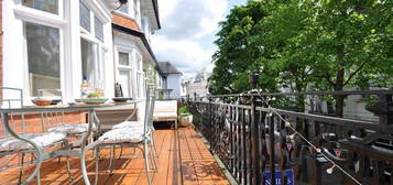 Flat to rent in London Road, Tunbridge Wells TN2