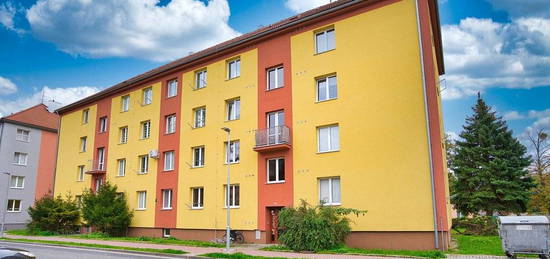 Prodej byty 2+1, cihla, 53 m2 - Uničov