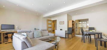 Flat to rent in Gilbey House, 38 Jamestown Road, London NW1