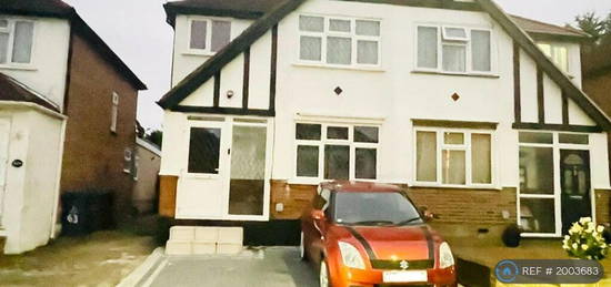 3 bedroom semi-detached house