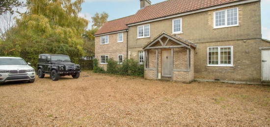 4 bedroom detached house