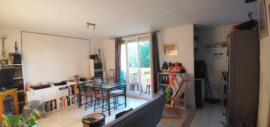 Appartement  à vendre, 3 pièces, 2 chambres, 57 m²