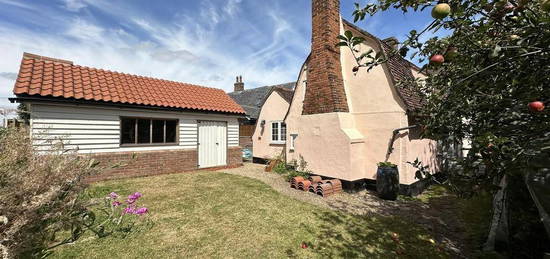 3 bedroom cottage for sale