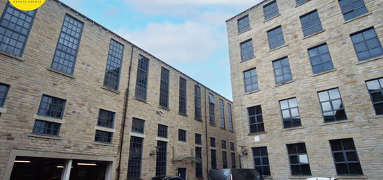 Flat to rent in Firth Street, Huddersfield HD1