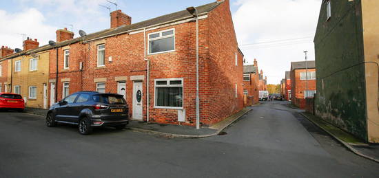 3 bed end terrace house for sale