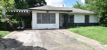 3013 Bloomfield St, Houston, TX 77051