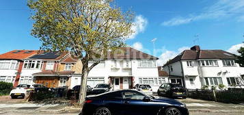 5 bedroom terraced house