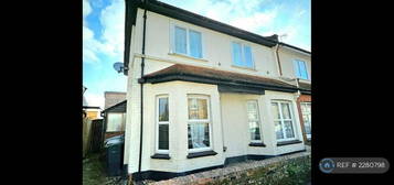 4 bedroom semi-detached house