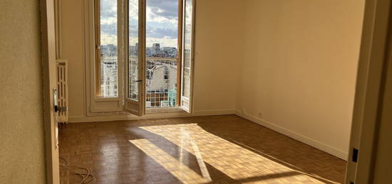 Studio  à vendre, 1 pièce, 24 m², Étage 8/10