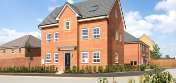 4 bed detached house for sale