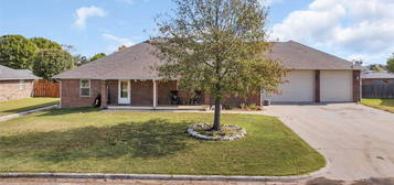 204 Cedar, Davis, OK 73030