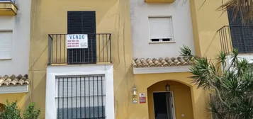 Casa en calle Urano