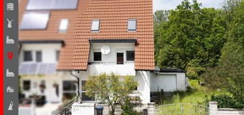 Großzügige Doppelhaushälfte mit 781 m² Grundstückanteil (WEG Teilung)!