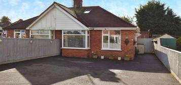 2 bedroom semi-detached bungalow for sale