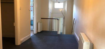 2 bed flat to rent